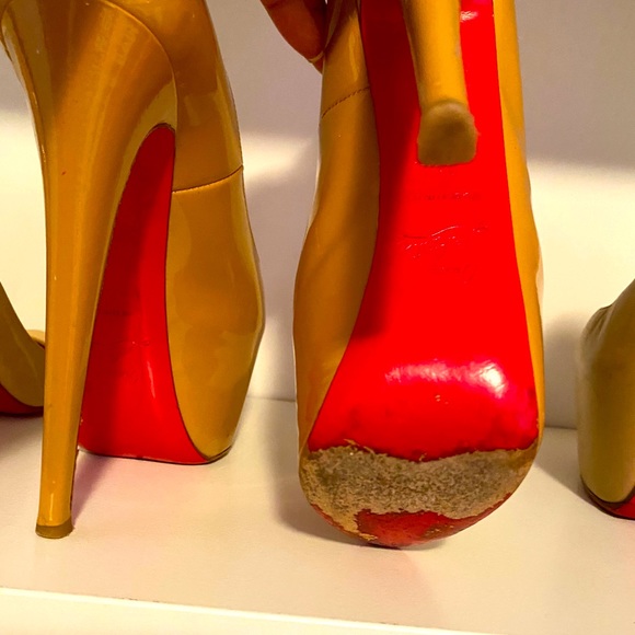 Shoe 👠 - Picture 6 of 6